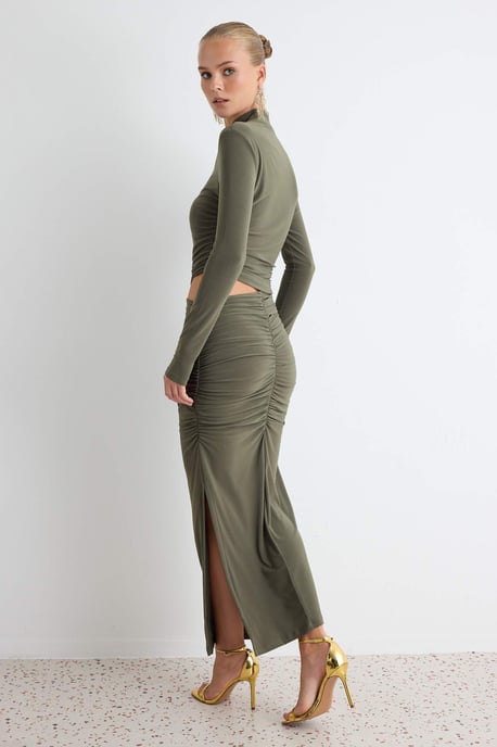 TRENDYOLMİLLA Damen Khaki Einfarbig Midi Lang Elegant/Abend Gerade Kleider - Image 3