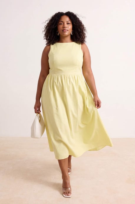 Trendyol Curve Damen Gelb Einfarbig Midi Ärmellos A-Linie Große Größen Kleid - Image 6