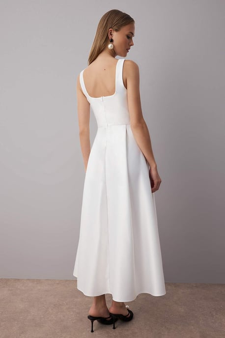 TRENDYOLMİLLA Damen Weiß Einfarbig Midi Ärmellos Elegant/Abend Skater Kleider - Image 5