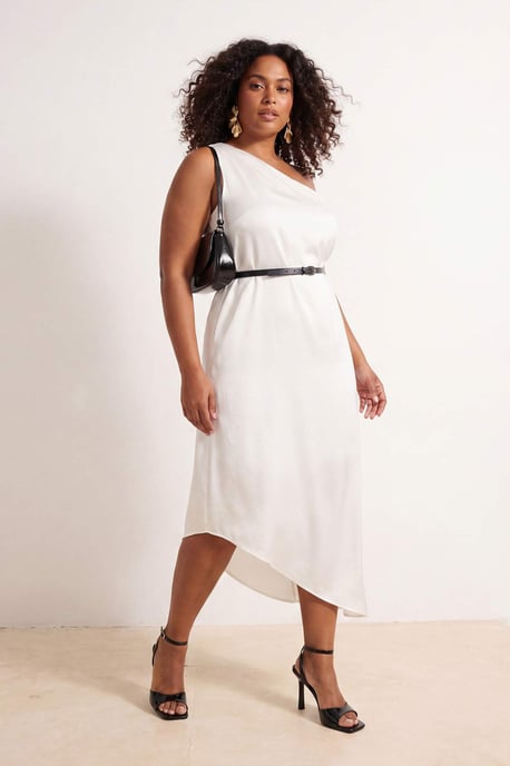 Trendyol Curve Damen Weiß Einfarbig Midi Ärmellos Party A-Linie Große Größen Kleid - Image 6