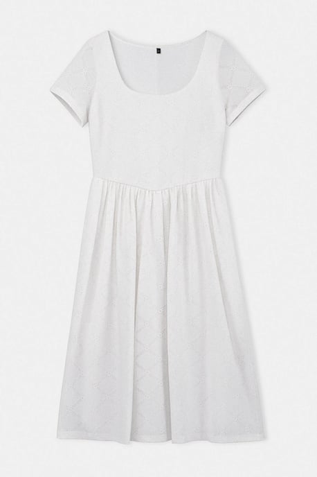 Trendyol Curve Damen Weiß Einfarbig Midi Kurz A-Linie Große Größen Kleid - Image 3