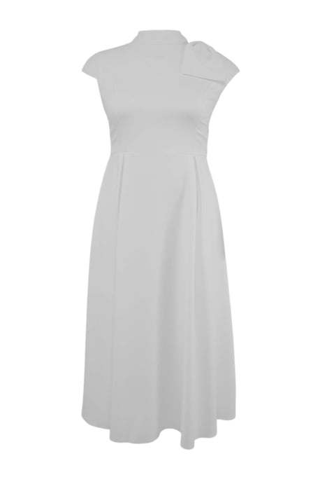 Trendyol Curve Damen Weiß Einfarbig Midi Kurz Party Skater Große Größen Kleid - Image 3