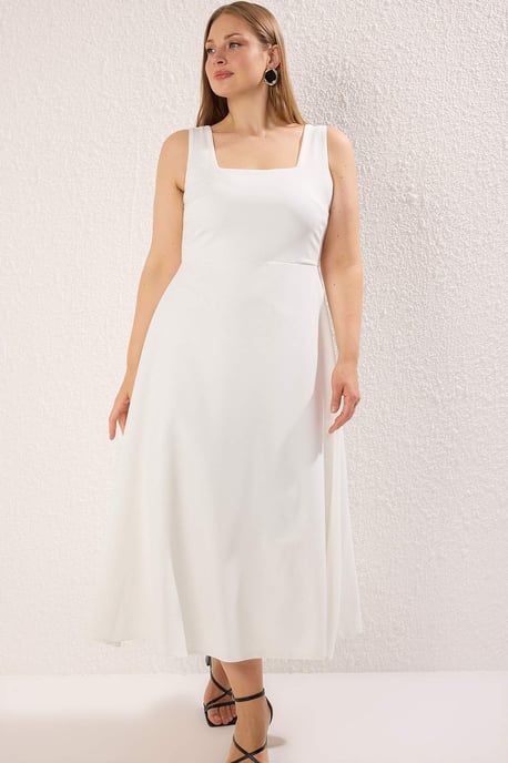 Trendyol Curve Damen Weiß Einfarbig Midi Kurz Elegant/Abend Bodycon Große Größen Kleid - Image 6