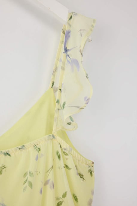 Trendyol Curve Damen Gelb Geblümt Midi Ärmellos Casual A-Linie Große Größen Kleid - Image 5