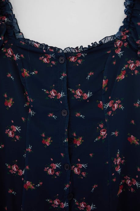 Trendyol Curve Damen Dunkelblau Geblümt Midi Kurz Casual A-Linie Große Größen Kleid - Image 4