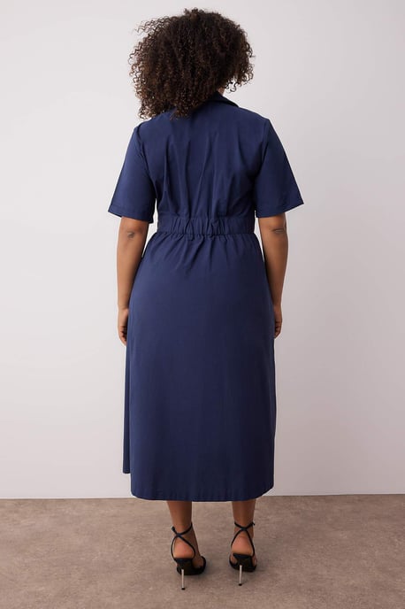 Trendyol Curve Damen Dunkelblau Einfarbig Midi Kurz Casual Gerade Große Größen Kleid - Image 3