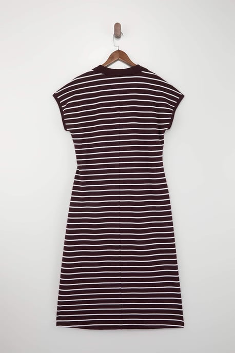 Trendyol Curve Damen Bordeaux Gestreift Midi Kurz Casual A-Linie Große Größen Kleid - Image 4
