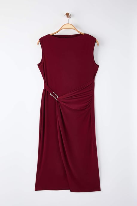 Trendyol Curve Damen Bordeaux Einfarbig Midi Ärmellos Casual Bodycon Große Größen Kleid - Image 4