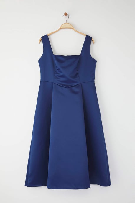 Trendyol Curve Damen Dunkelblau Einfarbig Midi Ärmellos Elegant/Abend Bodycon Große Größen Kleid - Image 5