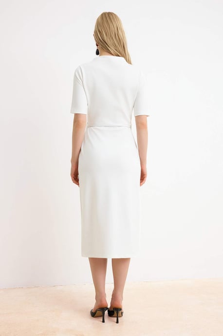 TRENDYOLMİLLA Damen Ecru Einfarbig Midi Kurz Abend / Alltag A-Linie Kleider - Image 3