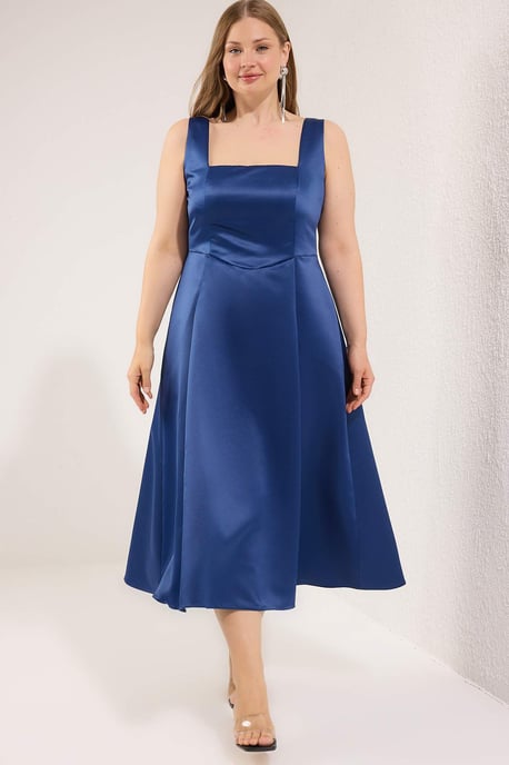 Trendyol Curve Damen Dunkelblau Einfarbig Midi Ärmellos Elegant/Abend Bodycon Große Größen Kleid - Image 6