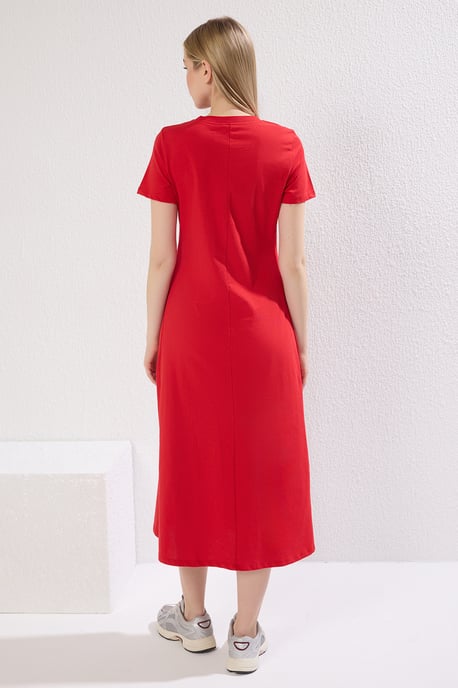 TRENDYOLMİLLA Damen Rot Einfarbig Midi Kurz Casual A-Linie Kleider - Image 3