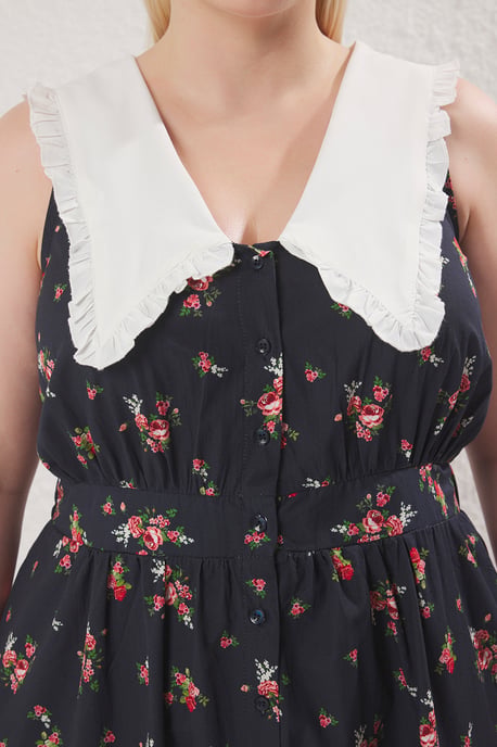 Trendyol Curve Damen Mehrfarbig Geblümt Midi Ärmellos Casual A-Linie Große Größen Kleid - Image 2