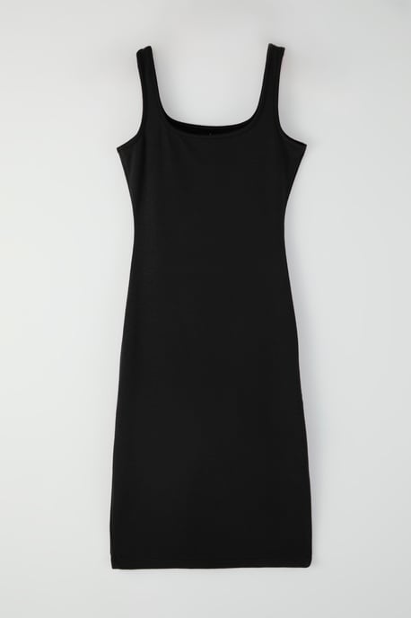 TRENDYOLMİLLA Damen Schwarz Einfarbig Midi Ärmellos Casual Bodycon Kleider - Image 4