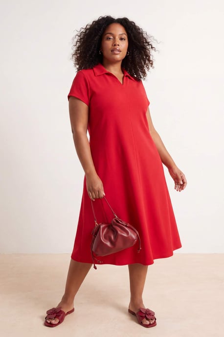 Trendyol Curve Damen Rot Einfarbig Midi Kurz Casual A-Linie Große Größen Kleid - Image 1