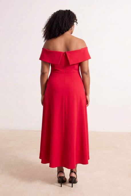 Trendyol Curve Damen Rot Einfarbig Midi Ärmellos Party Skater Große Größen Kleid - Image 2