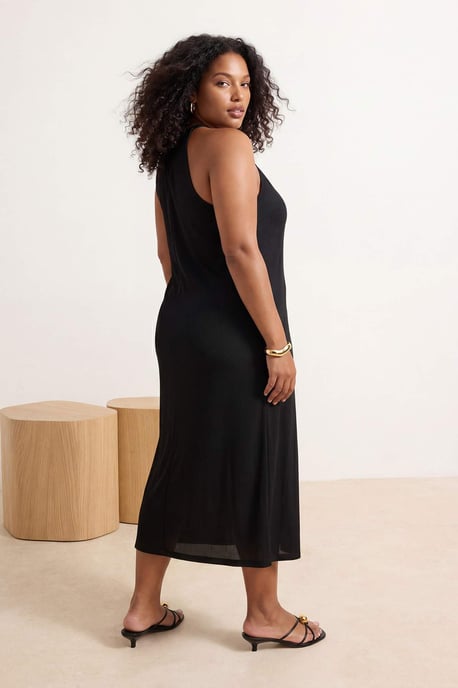 Trendyol Curve Damen Schwarz Einfarbig Midi Ärmellos Casual Gerade Große Größen Kleid - Image 2