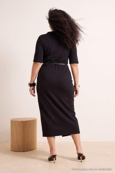 Trendyol Curve Damen Schwarz Einfarbig Midi Kurz A-Linie Große Größen Kleid - Image 2