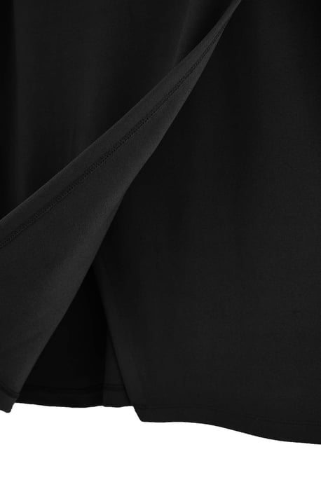 Trendyol Curve Damen Schwarz Einfarbig Midi Kurz A-Linie Große Größen Kleid - Image 4