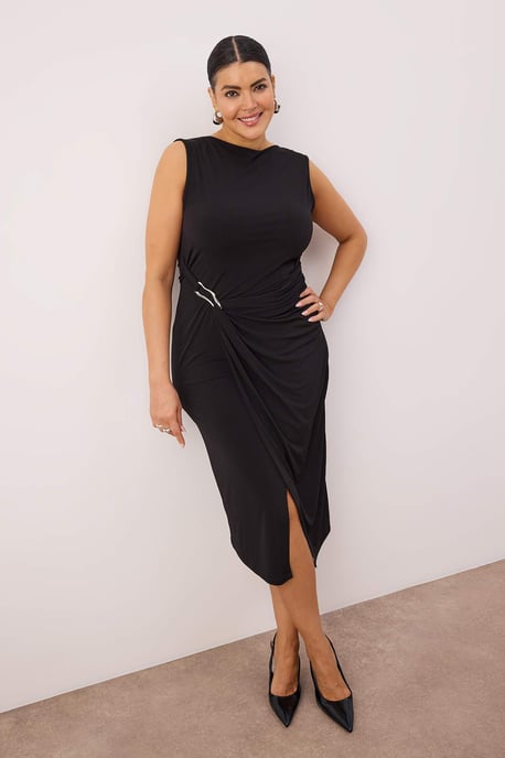 Trendyol Curve Damen Schwarz Einfarbig Midi Ärmellos Casual Bodycon Große Größen Kleid - Image 4