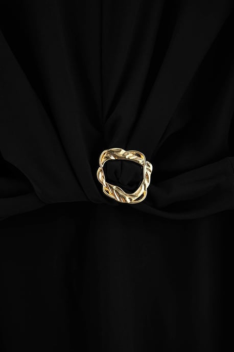 Trendyol Curve Damen Schwarz Einfarbig Midi Kurz Abend / Alltag A-Linie Große Größen Kleid - Image 4