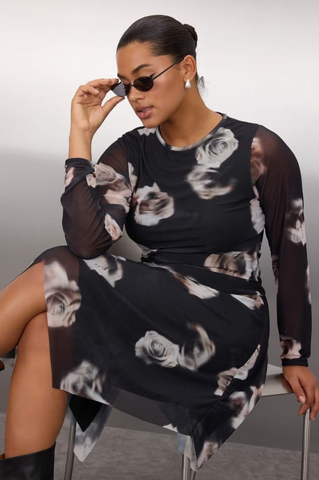 Trendyol Curve Damen Schwarz Geblümt Midi Lang Casual Asymmetrisch Große Größen Kleid - Image 4