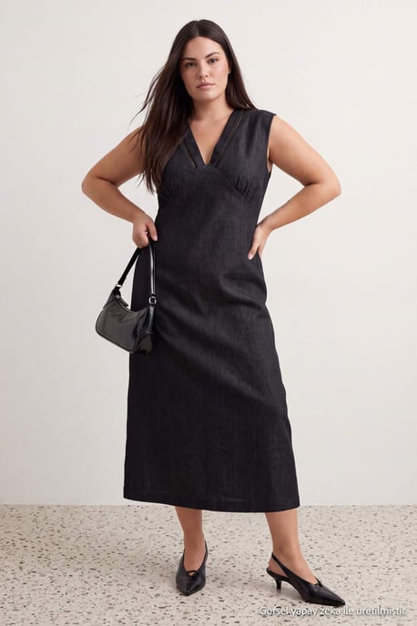 Trendyol Curve Damen Schwarz Einfarbig Midi Ärmellos A-Linie Große Größen Kleid - Image 1
