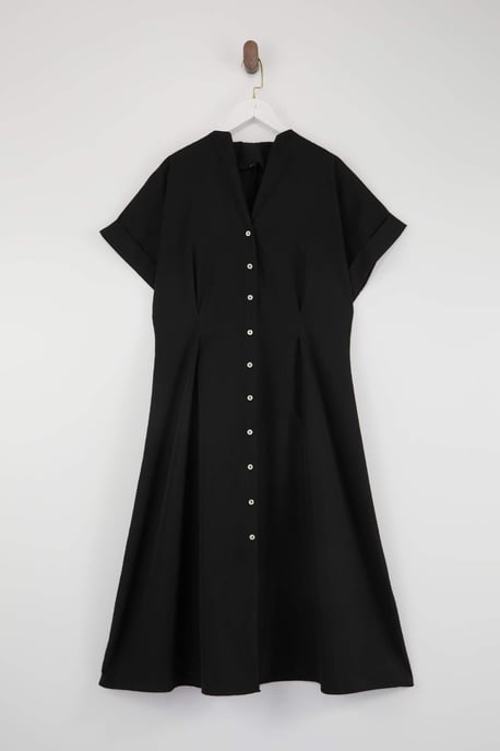 Trendyol Curve Damen Schwarz Einfarbig Midi Kurz Casual A-Linie Große Größen Kleid - Image 3