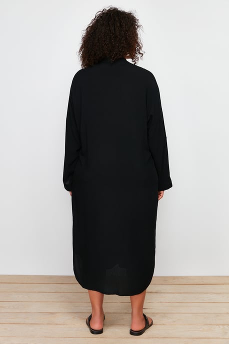 Trendyol Curve Damen Schwarz Einfarbig Midi Lang Strandmode Hemdblusenkleid Große Größen Kleid - Image 5