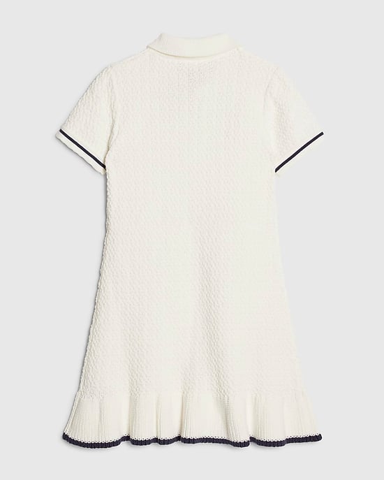 River Island Mädchenkleid aus Bouclé mit Schleife in Creme - Image 4
