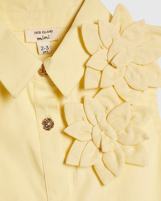 River Island Mädchen Mini-Hemdkleid Gelb mit 3D-Blume Ärmellos - Image 4