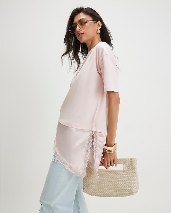 River Island Damen-T-Shirt Rosa aus Baumwolle mit Spitzenbesatz und asymmetrischem Saum - Image 2