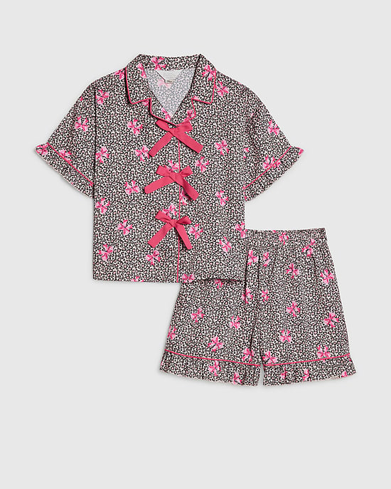 River Island Mädchen-Satinpyjama mit Leoparden-Schleifenprint in Braun - Image 1