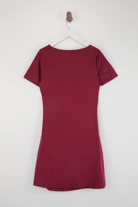 Trendyol Curve Damen Bordeaux Einfarbig Kurz / Mini Kurz Casual A-Linie Große Größen Kleid - Image 5