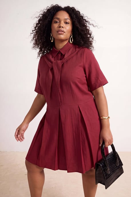Trendyol Curve Damen Bordeaux Einfarbig Kurz / Mini Kurz Casual A-Linie Große Größen Kleid - Image 2