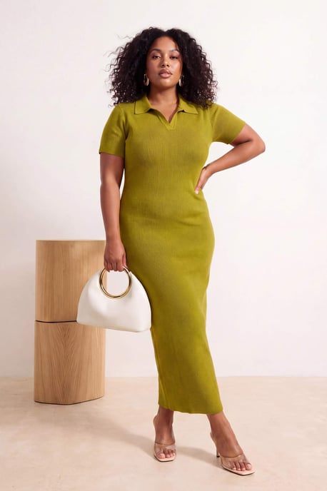 Trendyol Curve Damen Grün Einfarbig Kurz / Mini Kurz Casual Gerade Große Größen Kleid - Image 6