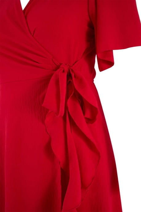 Trendyol Curve Damen Rot Einfarbig Kurz / Mini Kurz Casual Zweireihig Große Größen Kleid - Image 4