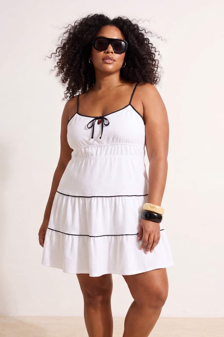Trendyol Curve Damen Weiß Einfarbig Kurz / Mini Ärmellos A-Linie Große Größen Kleid - Image 6