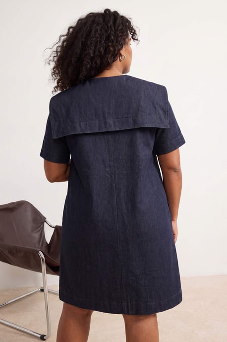 Trendyol Curve Damen Dunkelblau Einfarbig Kurz / Mini Kurz Gerade Große Größen Kleid - Image 3