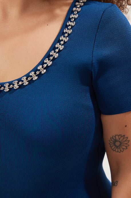 Trendyol Curve Damen Dunkelblau Einfarbig Kurz / Mini Kurz Casual Skater Große Größen Kleid - Image 3
