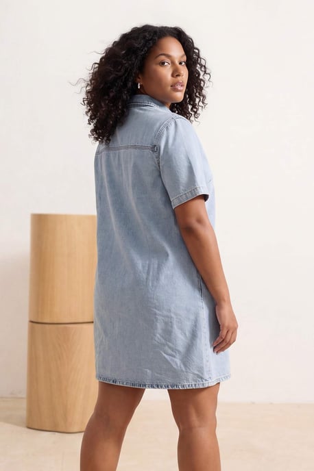 Trendyol Curve Damen Blau Einfarbig Kurz / Mini Kurz Casual Hemdblusenkleid Große Größen Kleid - Image 2