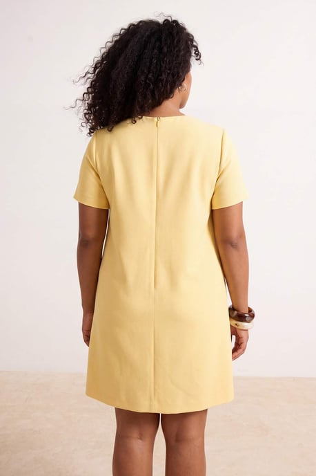 Trendyol Curve Damen Gelb Einfarbig Kurz / Mini 3/4-Arm Casual A-Linie Große Größen Kleid - Image 3