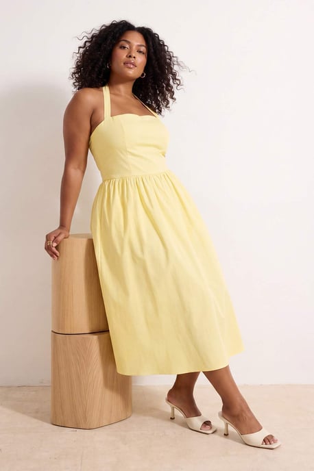 Trendyol Curve Damen Gelb Einfarbig Kurz / Mini Ärmellos Casual A-Linie Große Größen Kleid - Image 1
