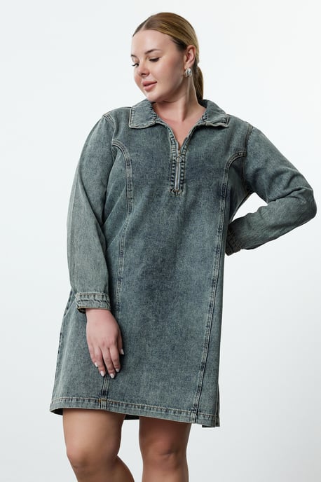 Trendyol Curve Damen Blau Einfarbig Kurz / Mini Lang Casual Gerade Große Größen Kleid - Image 5