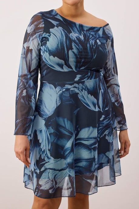 Trendyol Curve Damen Blau Geblümt Kurz / Mini Lang Casual Skater Große Größen Kleid - Image 2