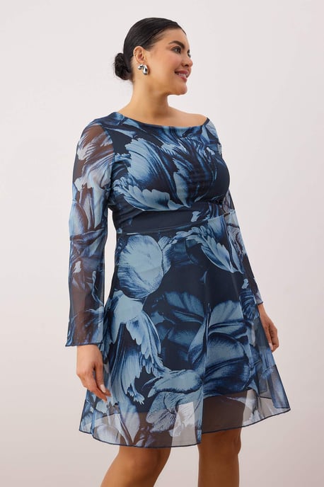 Trendyol Curve Damen Blau Geblümt Kurz / Mini Lang Casual Skater Große Größen Kleid - Image 6