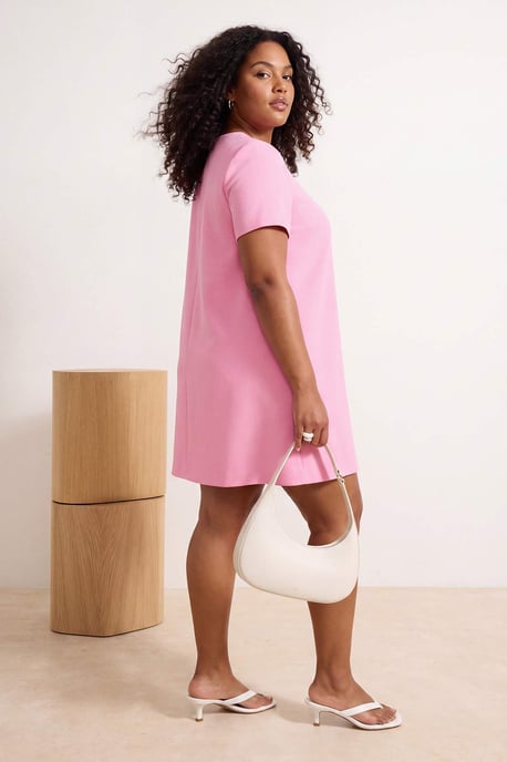 Trendyol Curve Damen Rosa Einfarbig Kurz / Mini 3/4-Arm Casual A-Linie Große Größen Kleid - Image 3
