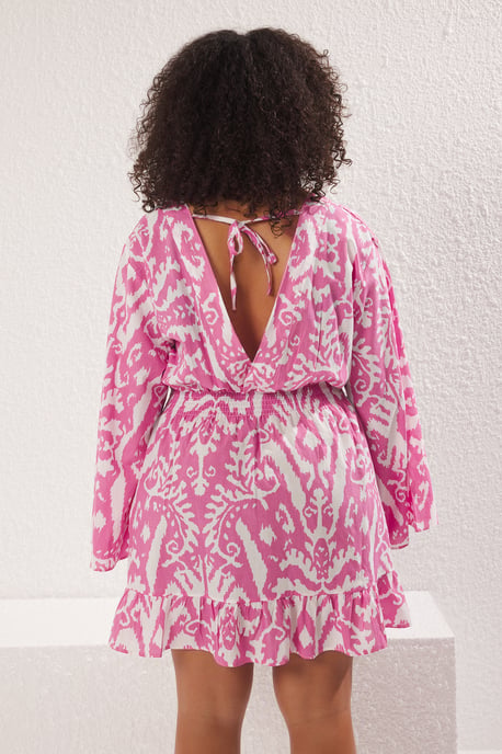 Trendyol Curve Damen Rosa Ethno-Muster Kurz / Mini Lang Strandmode Skater Große Größen Kleid - Image 3