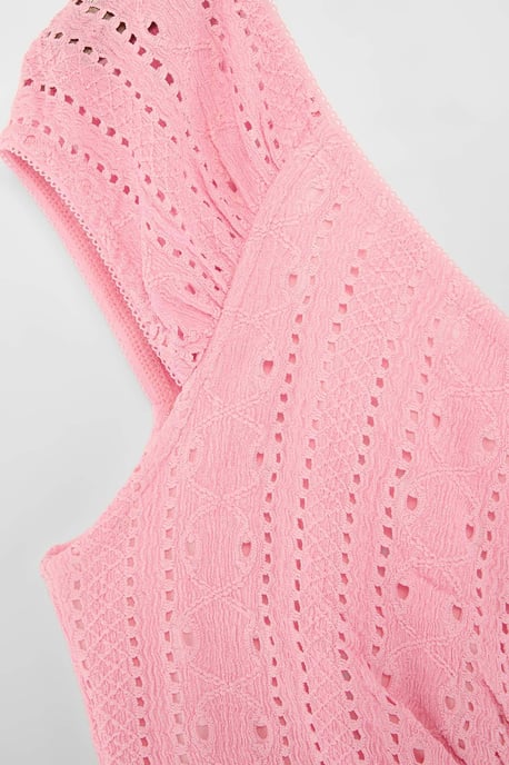 Trendyol Curve Damen Rosa Einfarbig Kurz / Mini Ärmellos Casual A-Linie Große Größen Kleid - Image 4