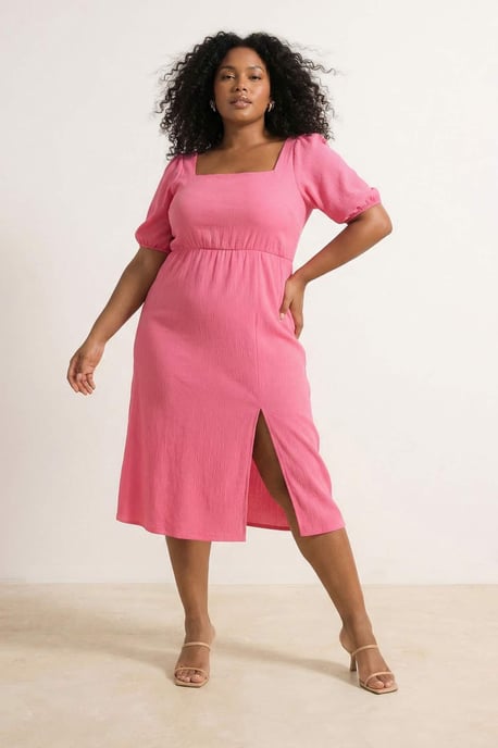 Trendyol Curve Damen Rosa Einfarbig Kurz / Mini Kurz Casual A-Linie Große Größen Kleid - Image 1